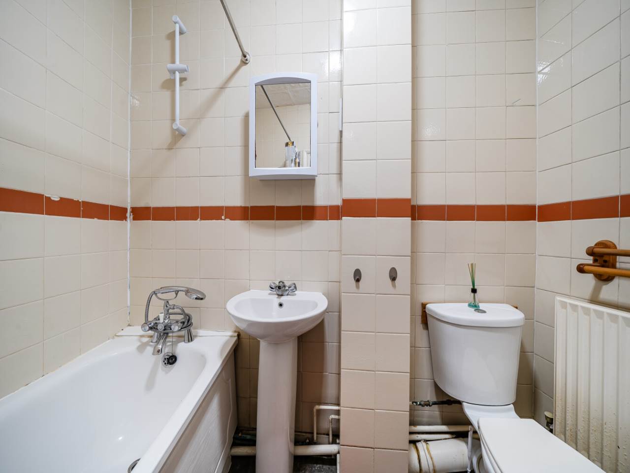 1432963-5-69bbd95988786