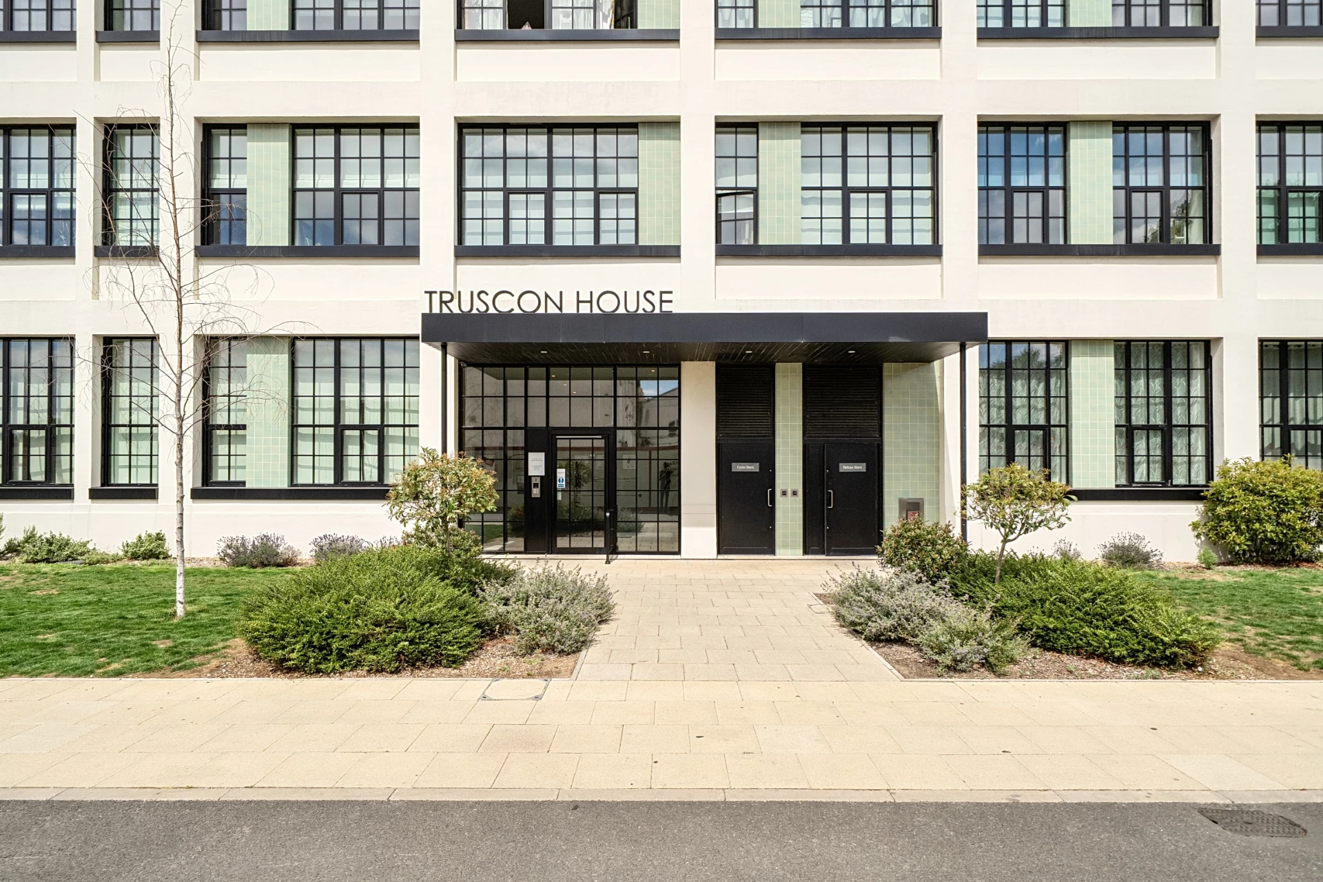 Property photo: hayes, UB3