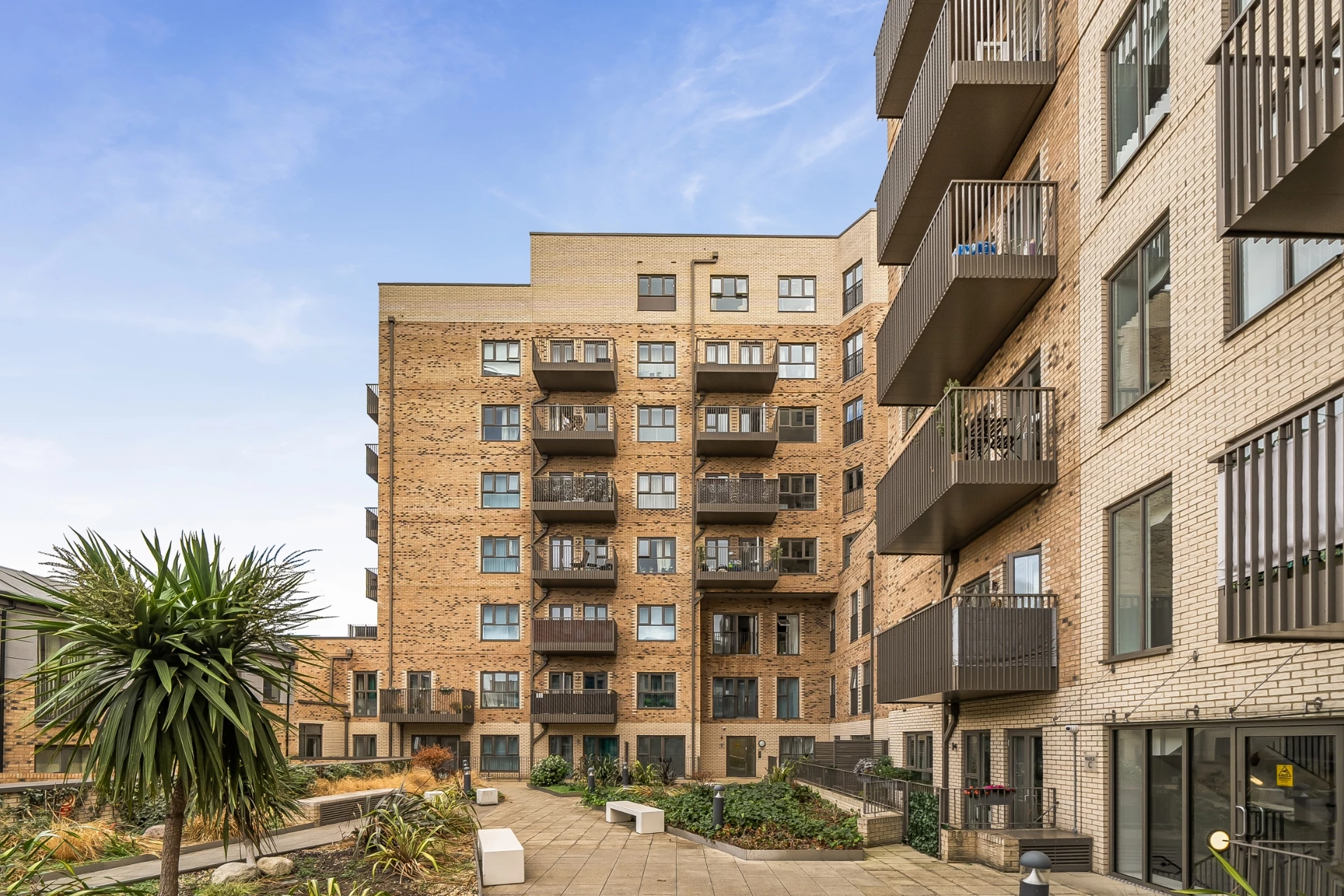 Property photo: Hayes, UB3