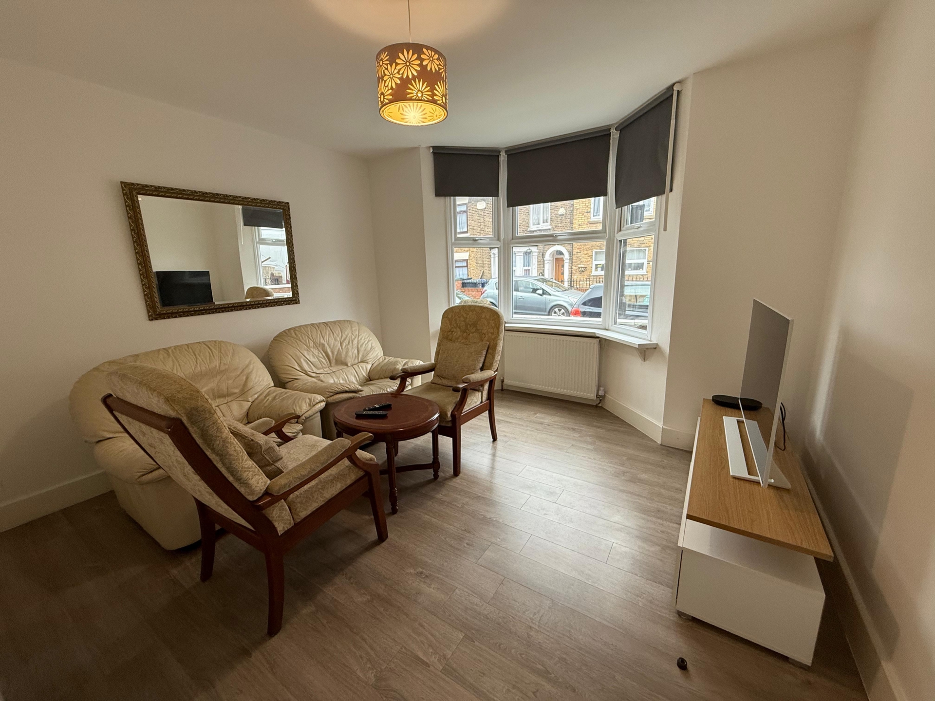 Property photo: Southall, UB2