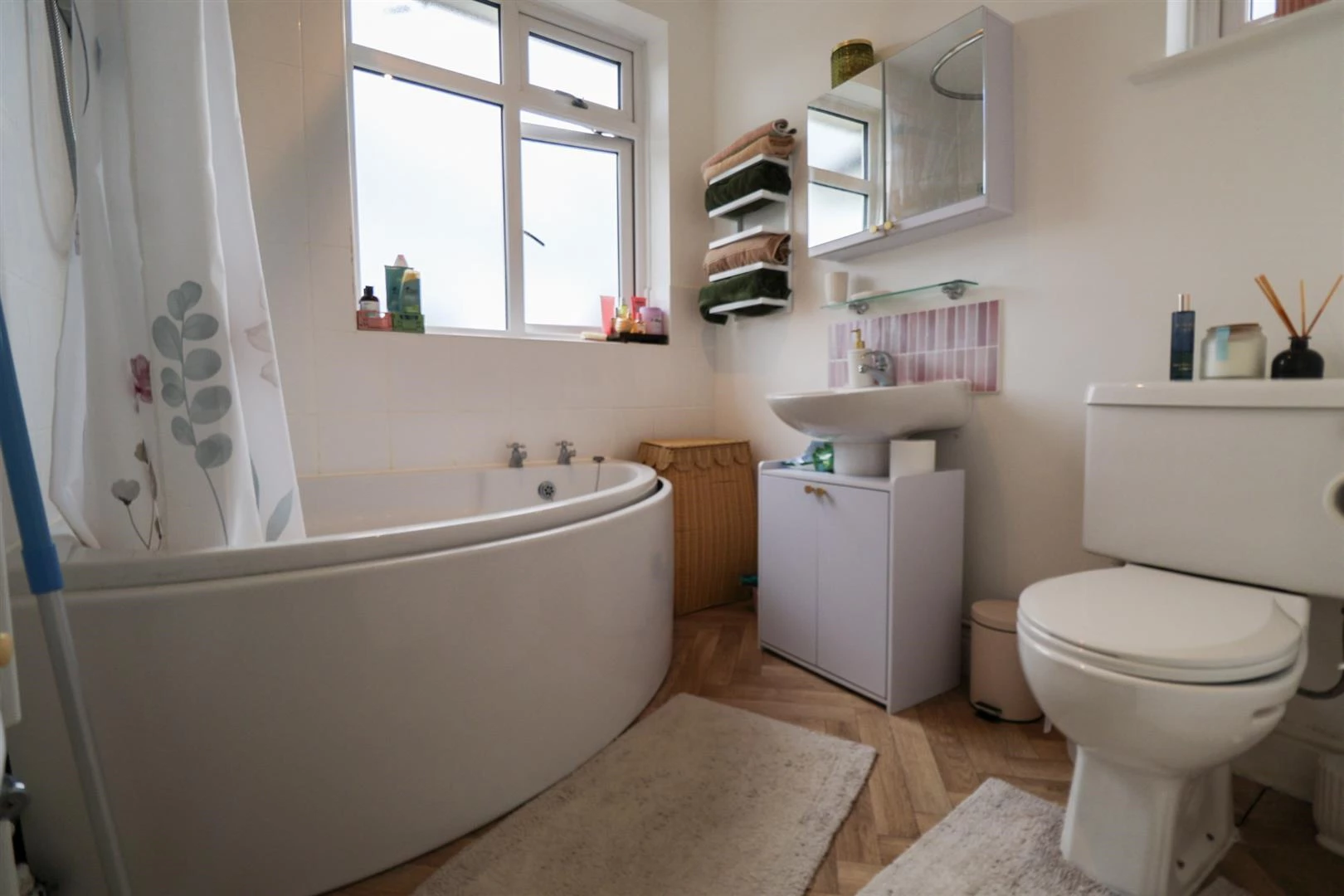 Bath.jpg