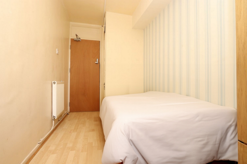 Similar Property: Single Room in Bow