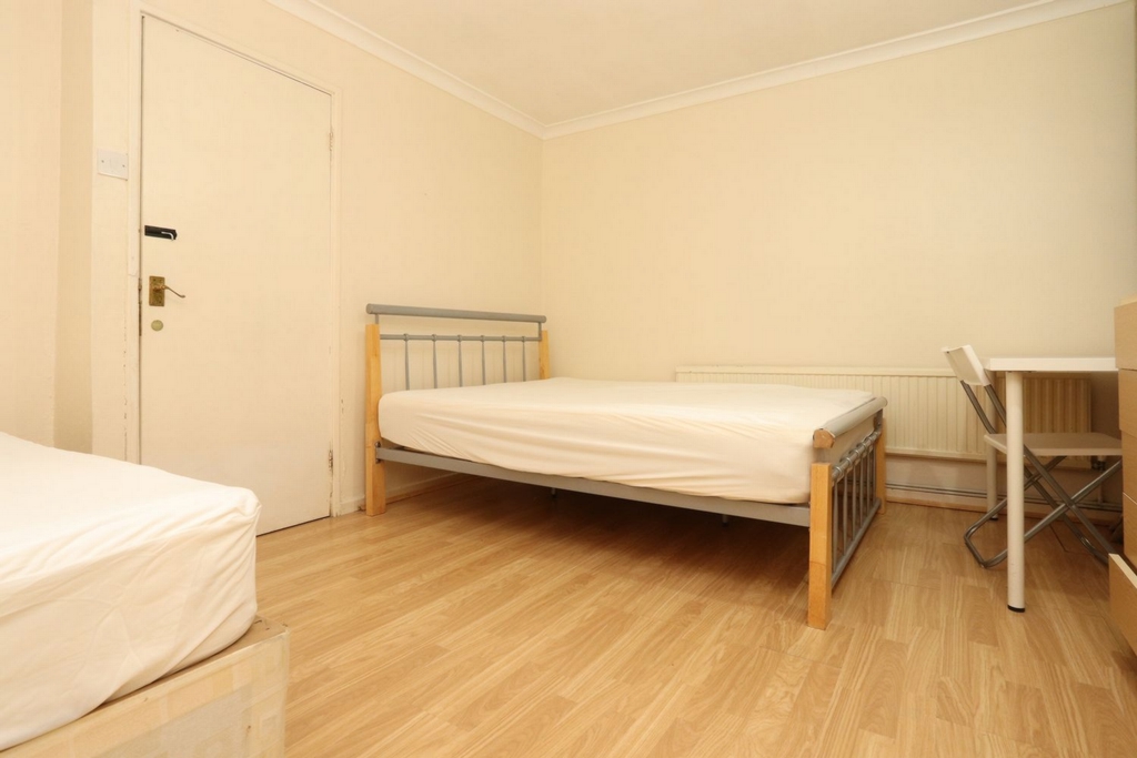 Similar Property: Double Room in Stratford