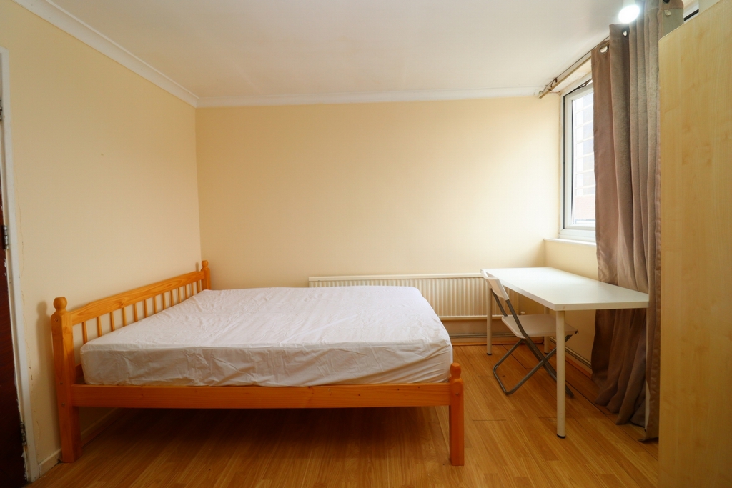 Similar Property: Double Room in Stratford