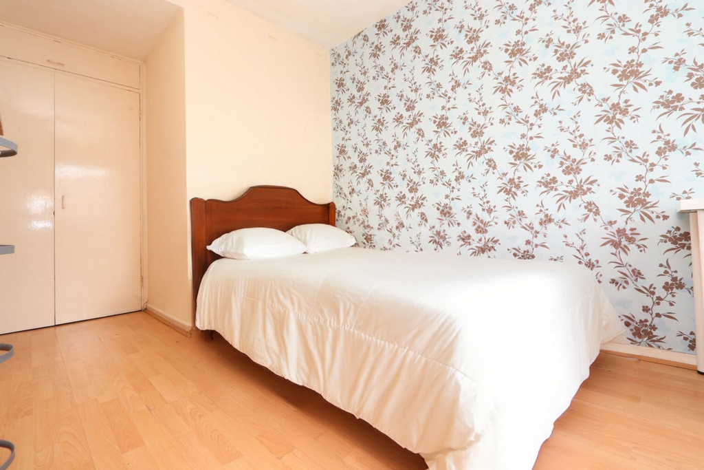 Similar Property: Double room - Single use in Bethnal Green