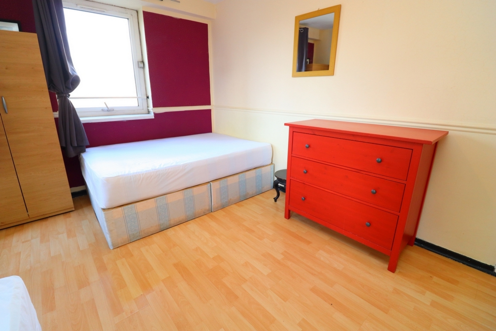 Similar Property: Double Room in Bethnal Green