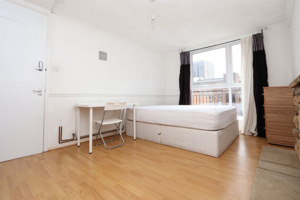 Similar Property: Double Room in Bethnal Green
