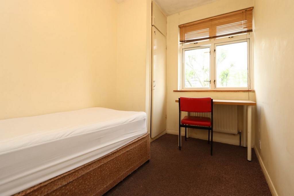 Similar Property: Single Room in Westferry