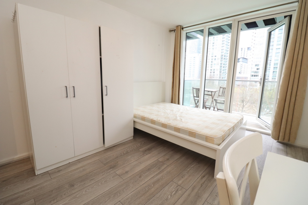 Similar Property: Double Room in Canary Wharf