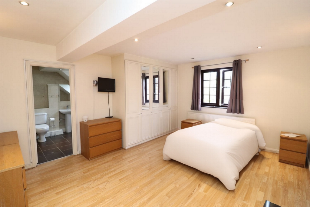 Similar Property: Ensuite Single Room in Limehouse