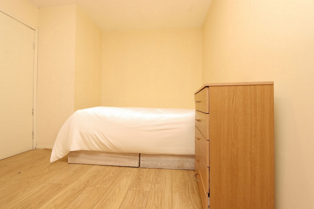 Similar Property: Double room - Single use in Bethnal Green