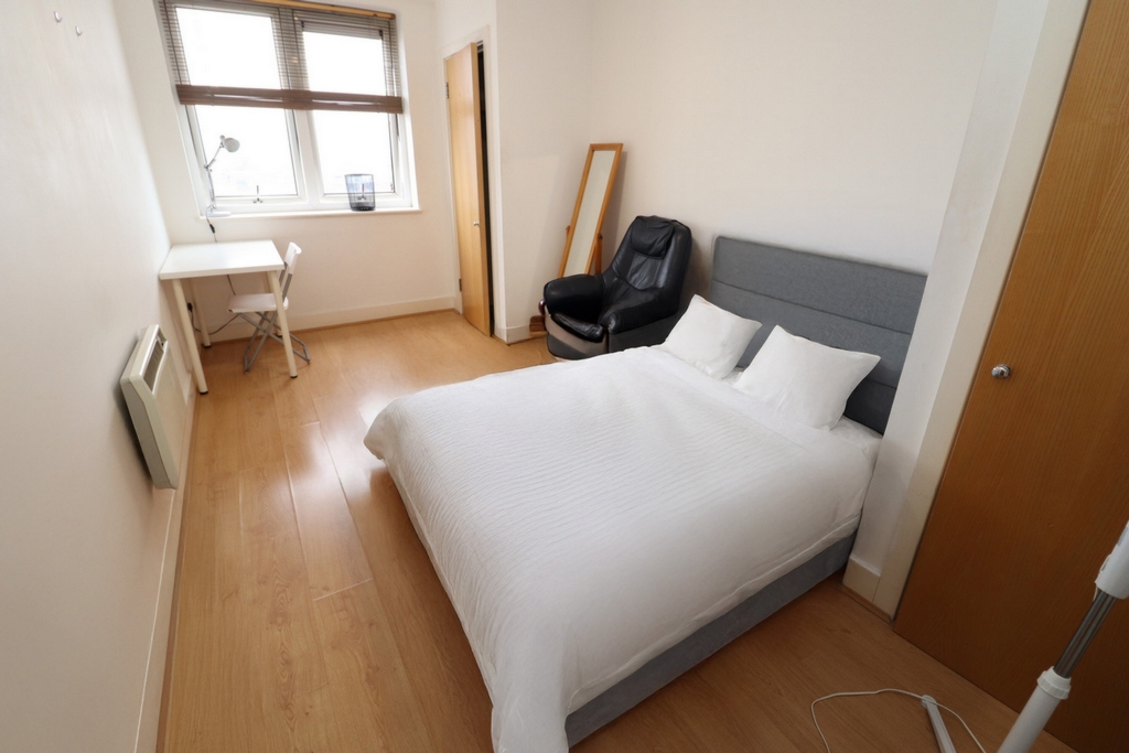 Similar Property: Double Room in Aldgate