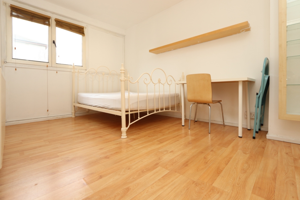 Similar Property: Double room - Single use in Mudchute/Canary Wharf