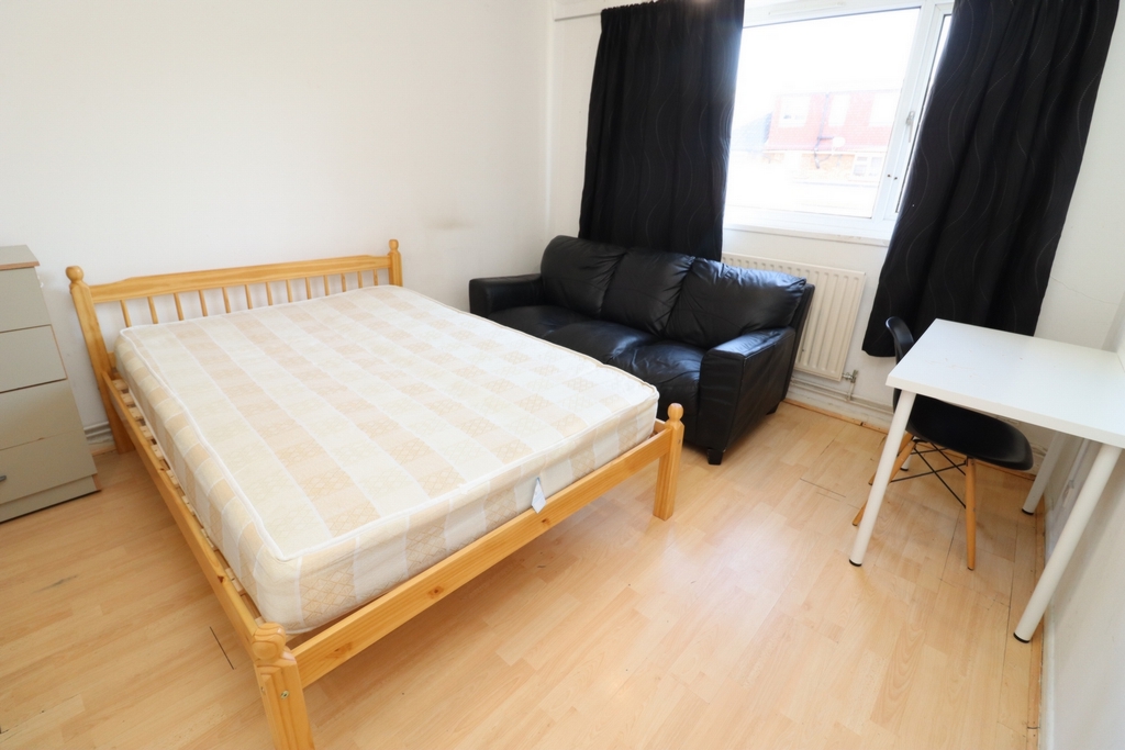Similar Property: Double room - Single use in West Ham
