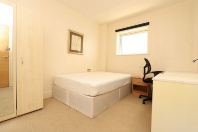 Similar Property: Double room - Single use in Borough/London Bridge) Similar Property: Double room - Single use in Borough/London Bridge