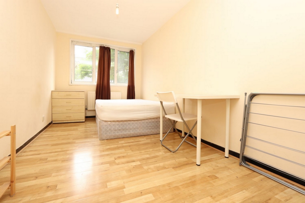 Similar Property: Double room - Single use in Edgware Road