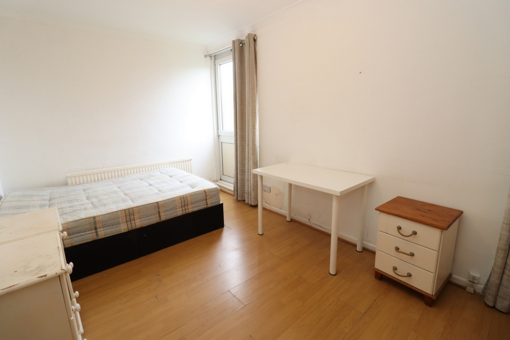 Similar Property: Double room - Single use in Bow