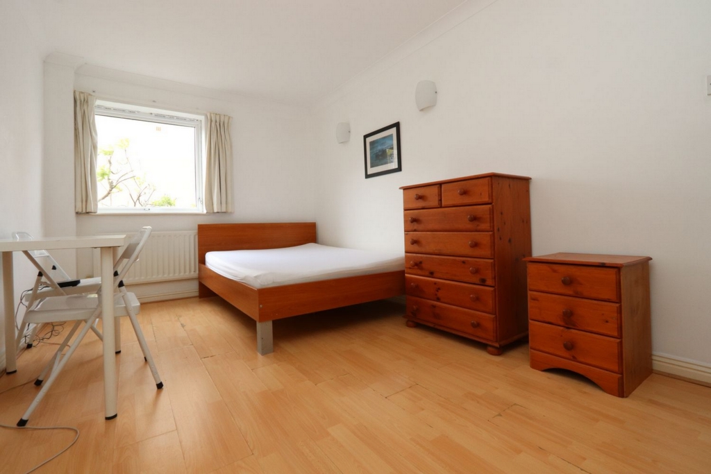 Similar Property: Ensuite Double Room in Westferry