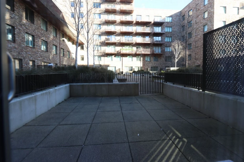 Photo 4