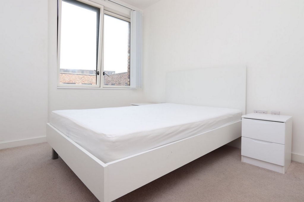 Similar Property: Ensuite Single Room in London City Airport,Gallions Reach