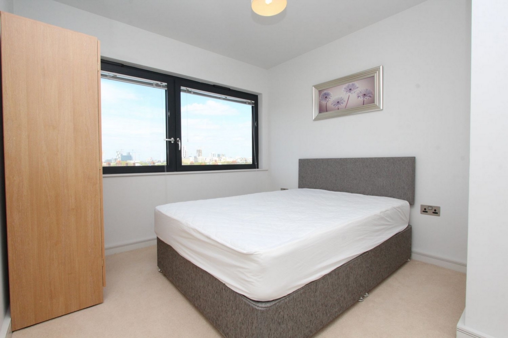 Similar Property: Double room - Single use in East Greenwich,Maze Hill