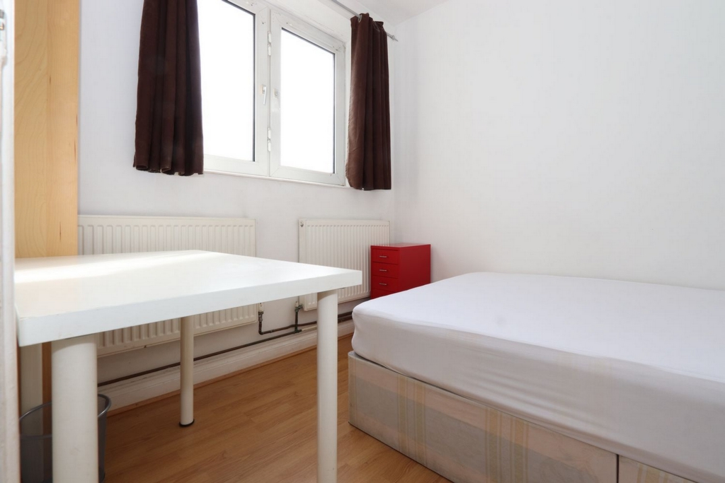 Similar Property: Double room - Single use in Bethnal Green