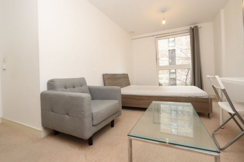 Similar Property: Ensuite Double Room in Surrey Quays