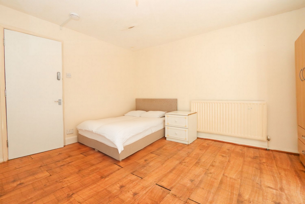 Similar Property: Double Room in Poplar