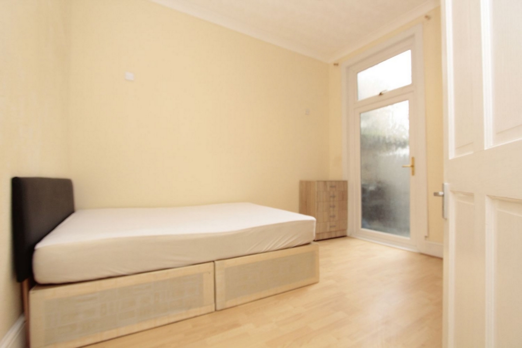 Similar Property: Double room - Single use in Leytonstone