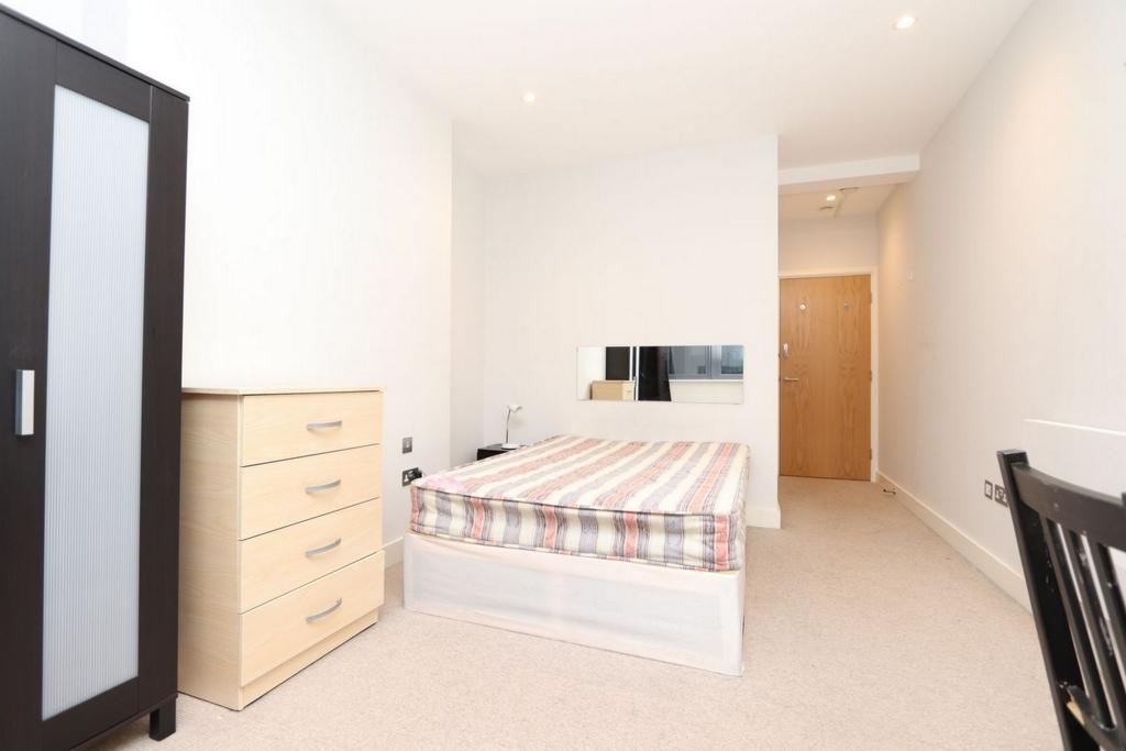 Similar Property: Double room - Single use in Holloway Road