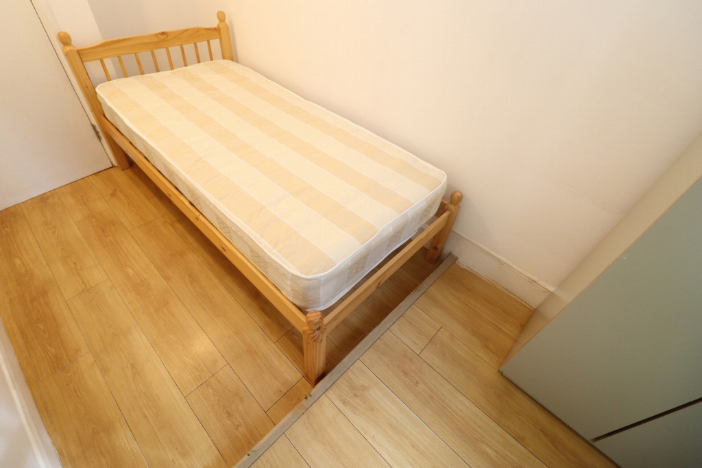 Similar Property: Single Room in Poplar