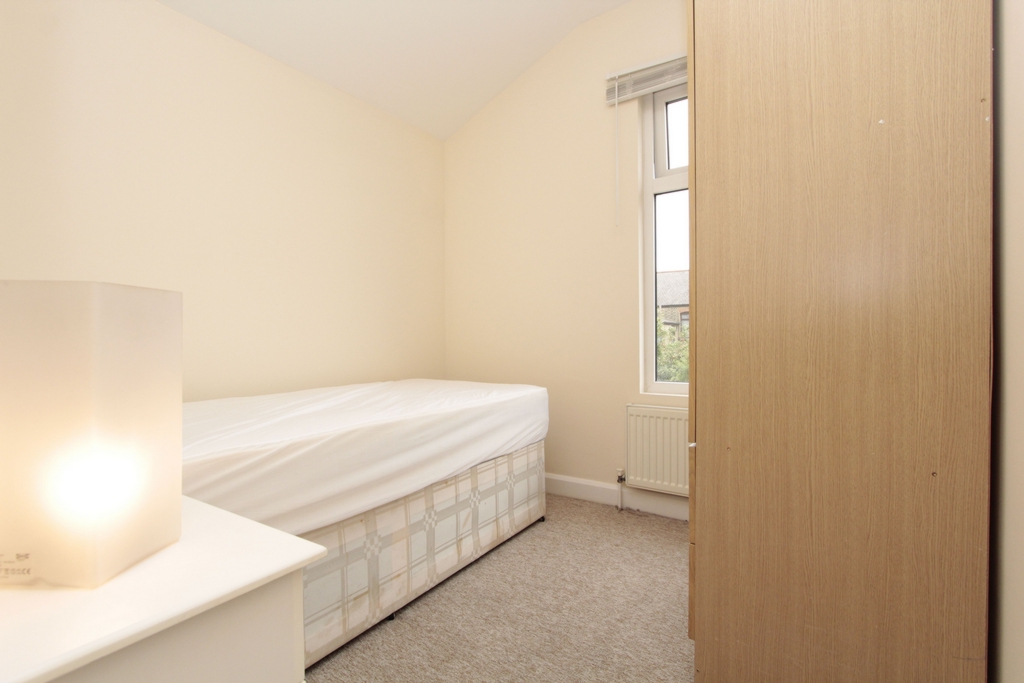 Similar Property: Single Room in Upton Park