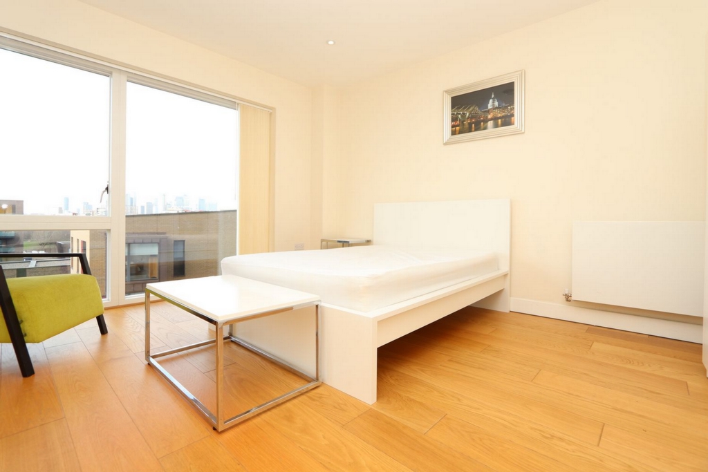 Similar Property: Double room - Single use in Greenwich