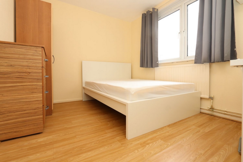 Similar Property: Double room - Single use in Bromley-By-Bow