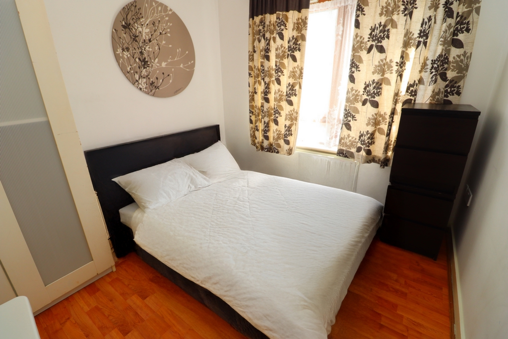 Similar Property: Double room - Single use in Langdon Park