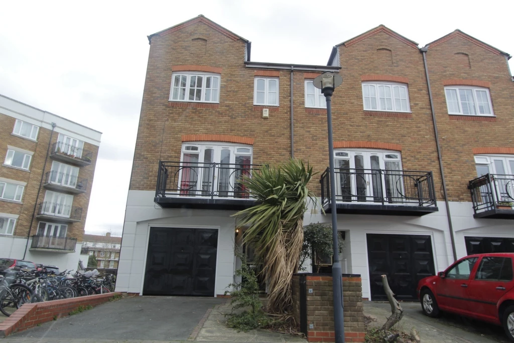 The accommodation comprises