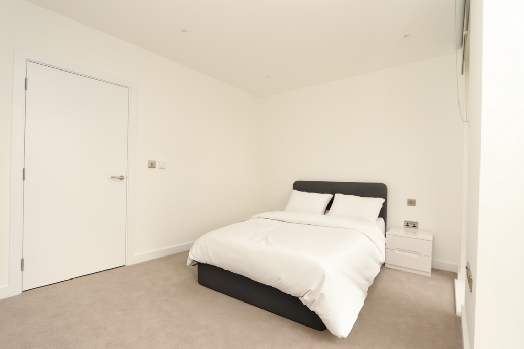 Similar Property: Double room - Single use in Canada Water