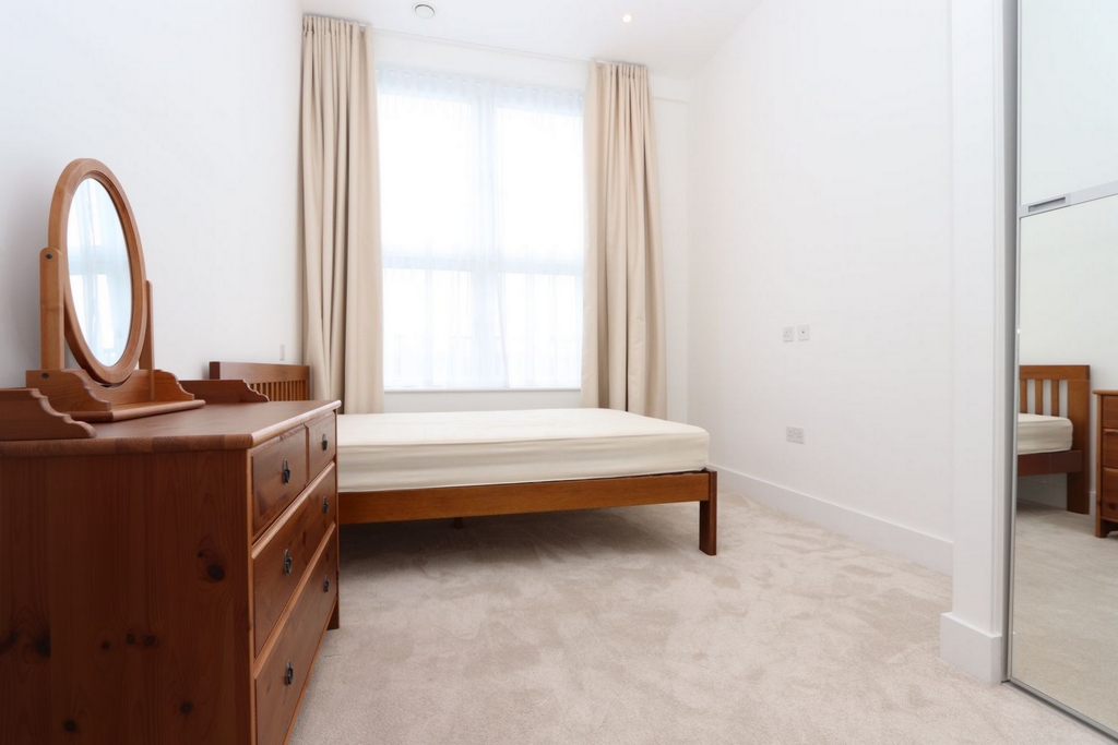 Similar Property: Ensuite Single Room in Caledonian Road