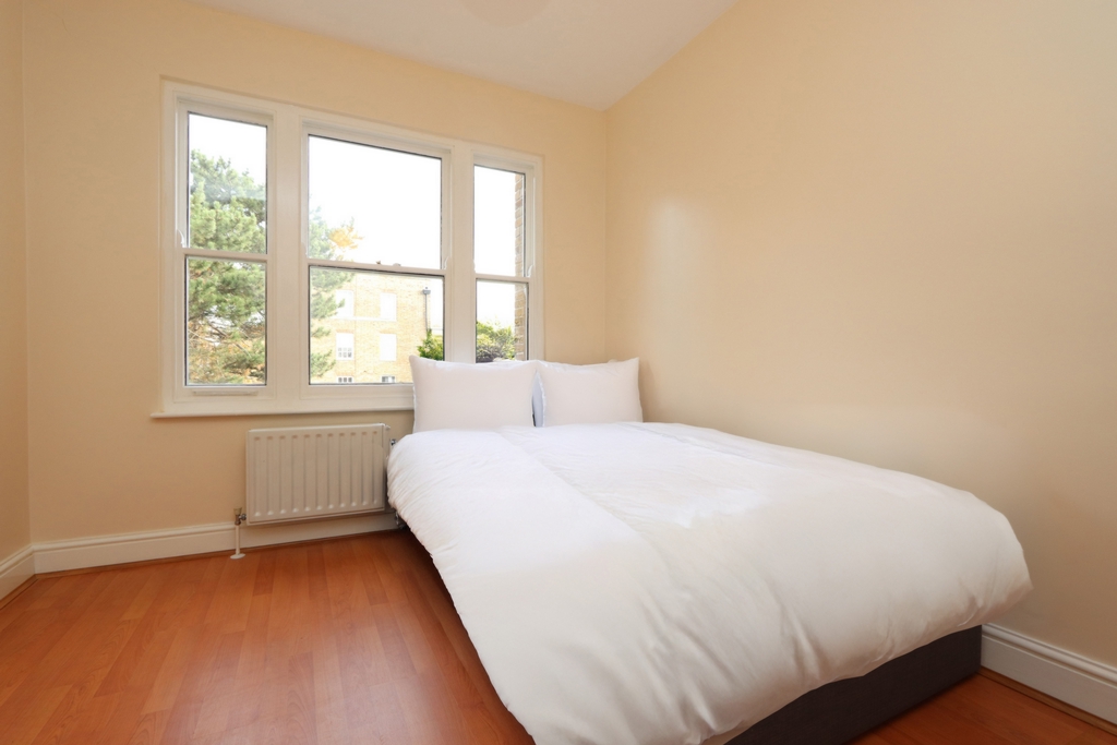 Similar Property: Double room - Single use in Greenwich