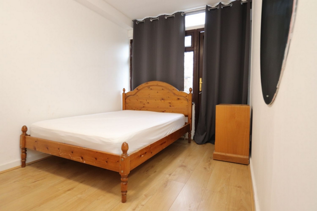 Similar Property: Double room - Single use in Wembley