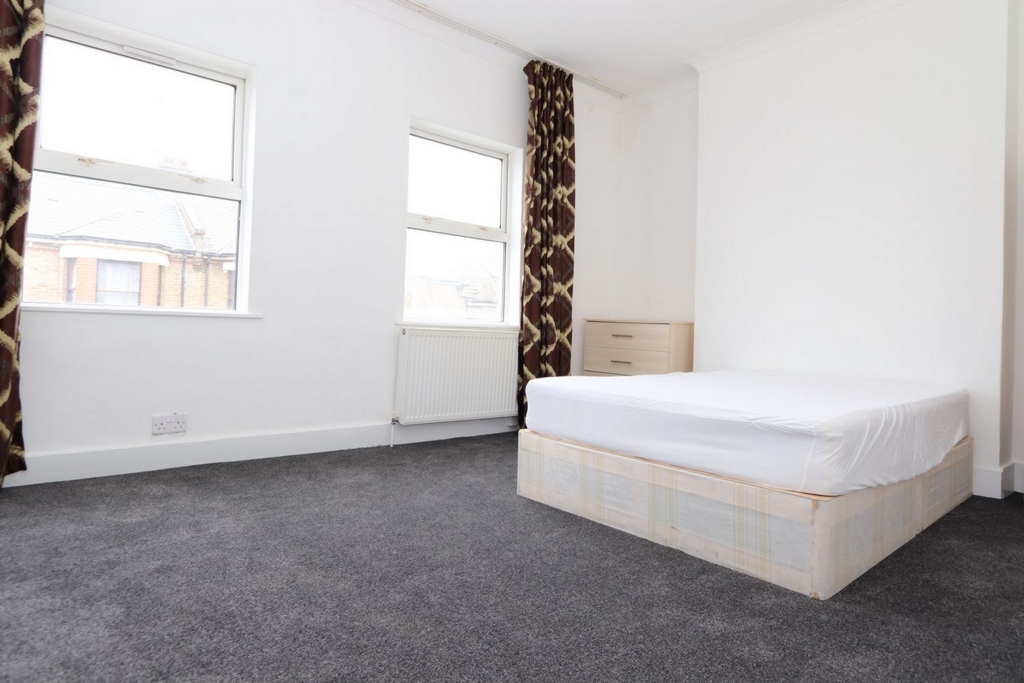 Similar Property: Double Room in Dollis Hill