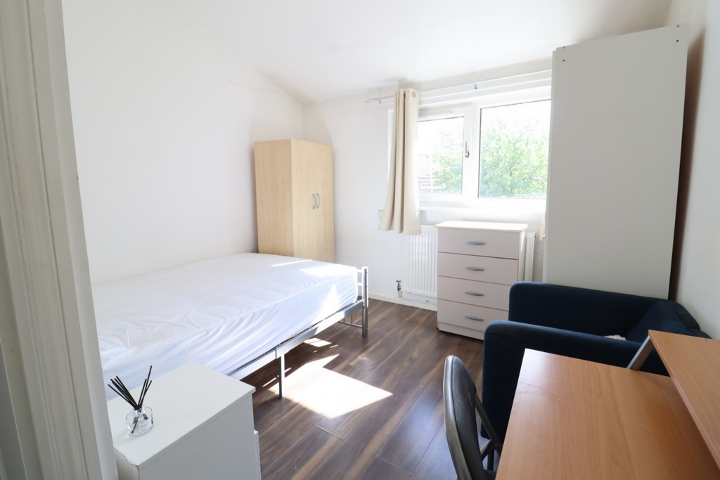 Similar Property: Ensuite Single Room in Archway