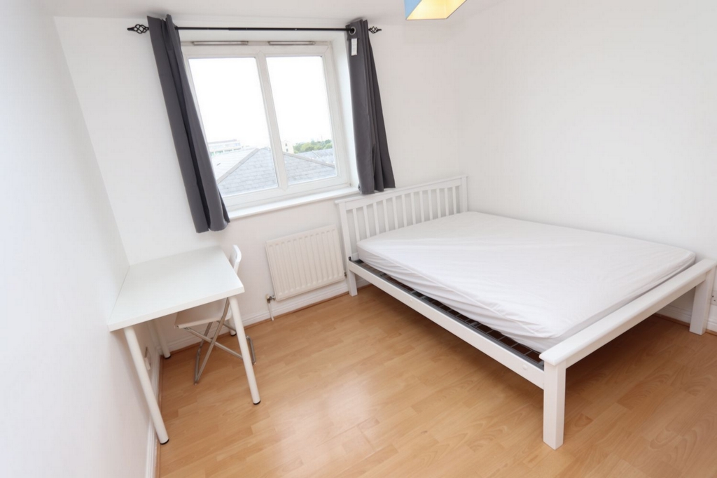 Similar Property: Double room - Single use in Canary Wharf