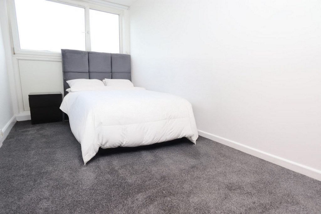 Property photo: Bakersfield,Crayford Road, N7