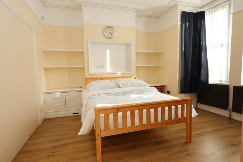 Similar Property: Double room - Single use in Wood Green