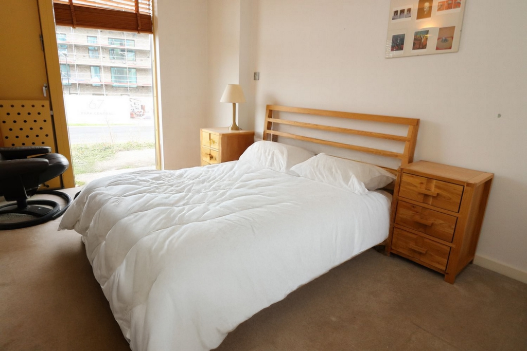 Similar Property: Double room - Single use in Greenwich