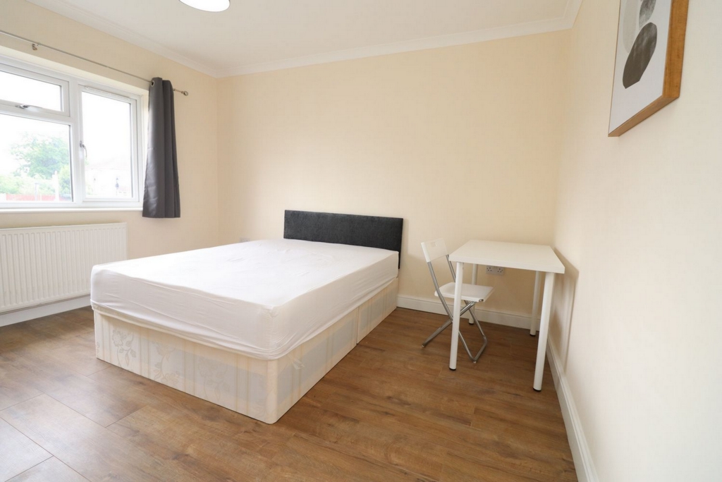 Similar Property: Double Room in Queensbury
