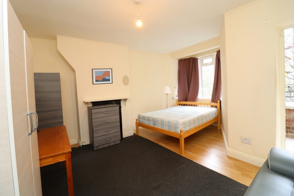 Similar Property: Double Room in Shepherds Bush