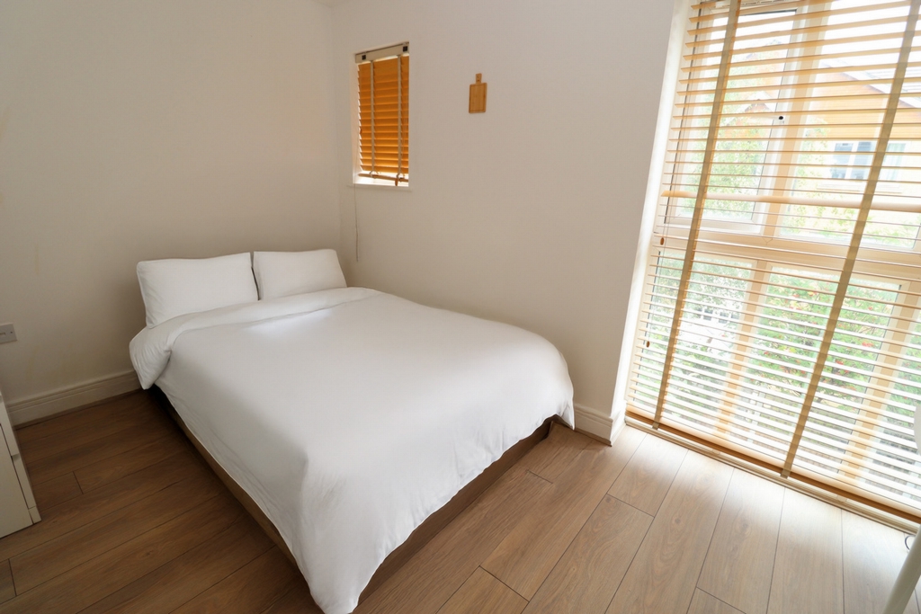Similar Property: Double room - Single use in Deptford Bridge