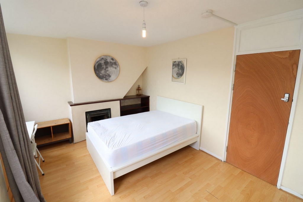 Similar Property: Double Room in Haggerston
